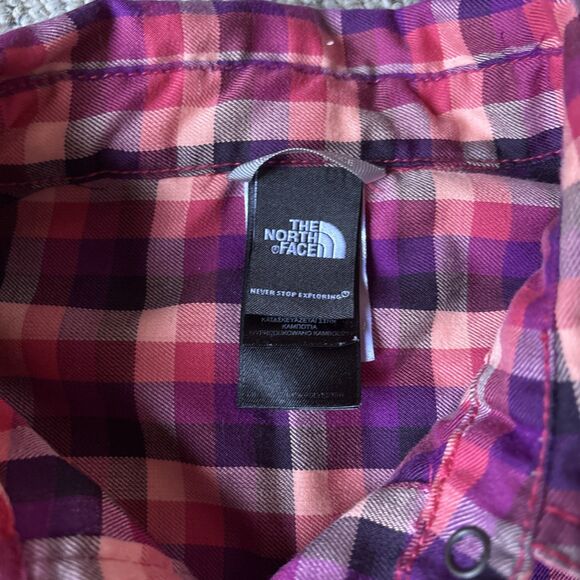 Brand New Women’s North Face Pink Purple Plaid Pearl Snap SMALL - Picture 2 of 6